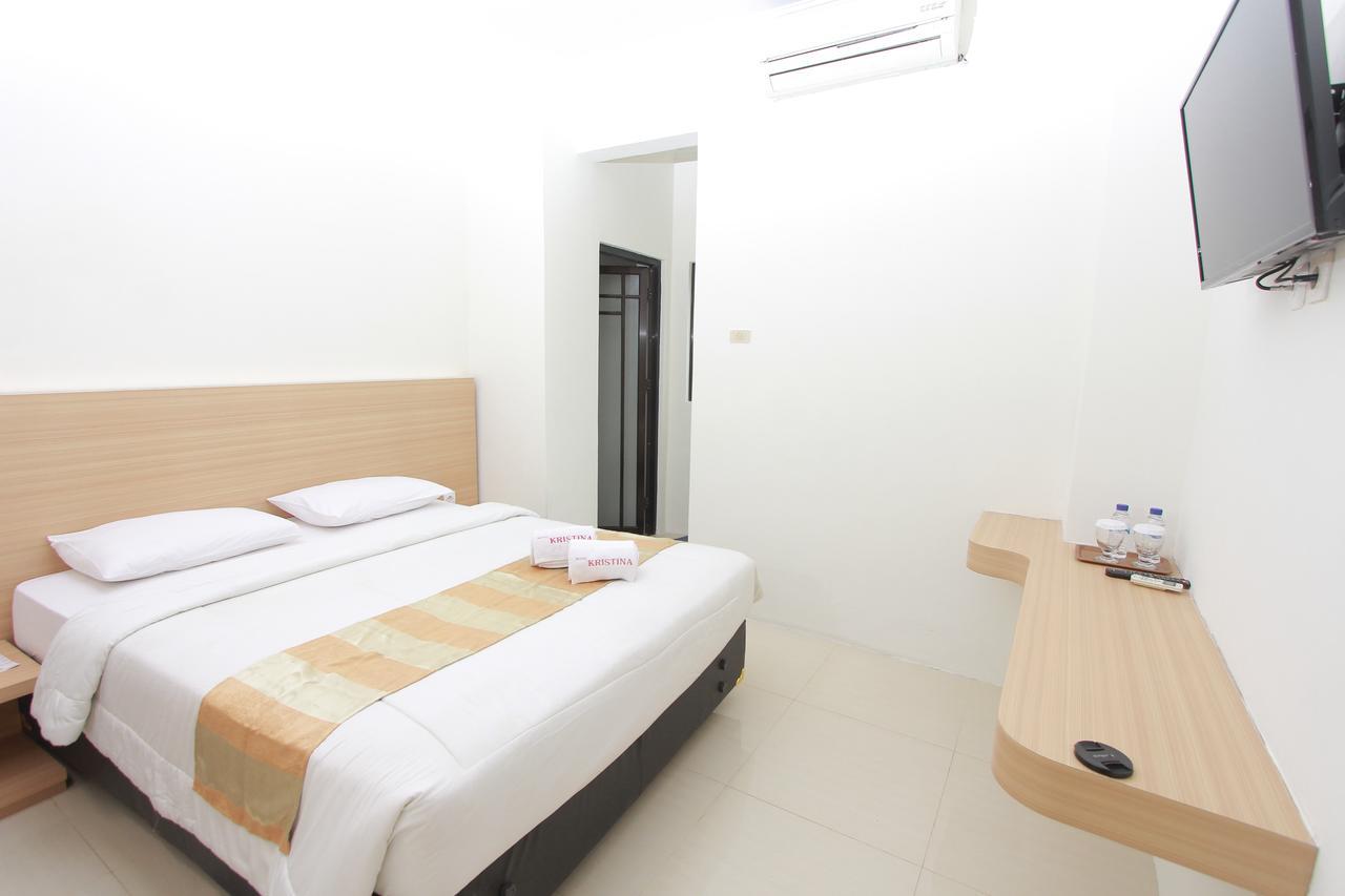 Hotel Kristina Malioboro Джокьякарта Экстерьер фото